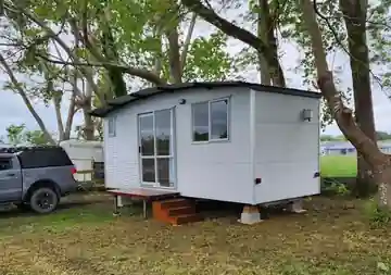 Portable cabin by Top End Cabin Rentals in Northland