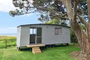 Portable cabin by Lakes Cabin Rentals in Waikato